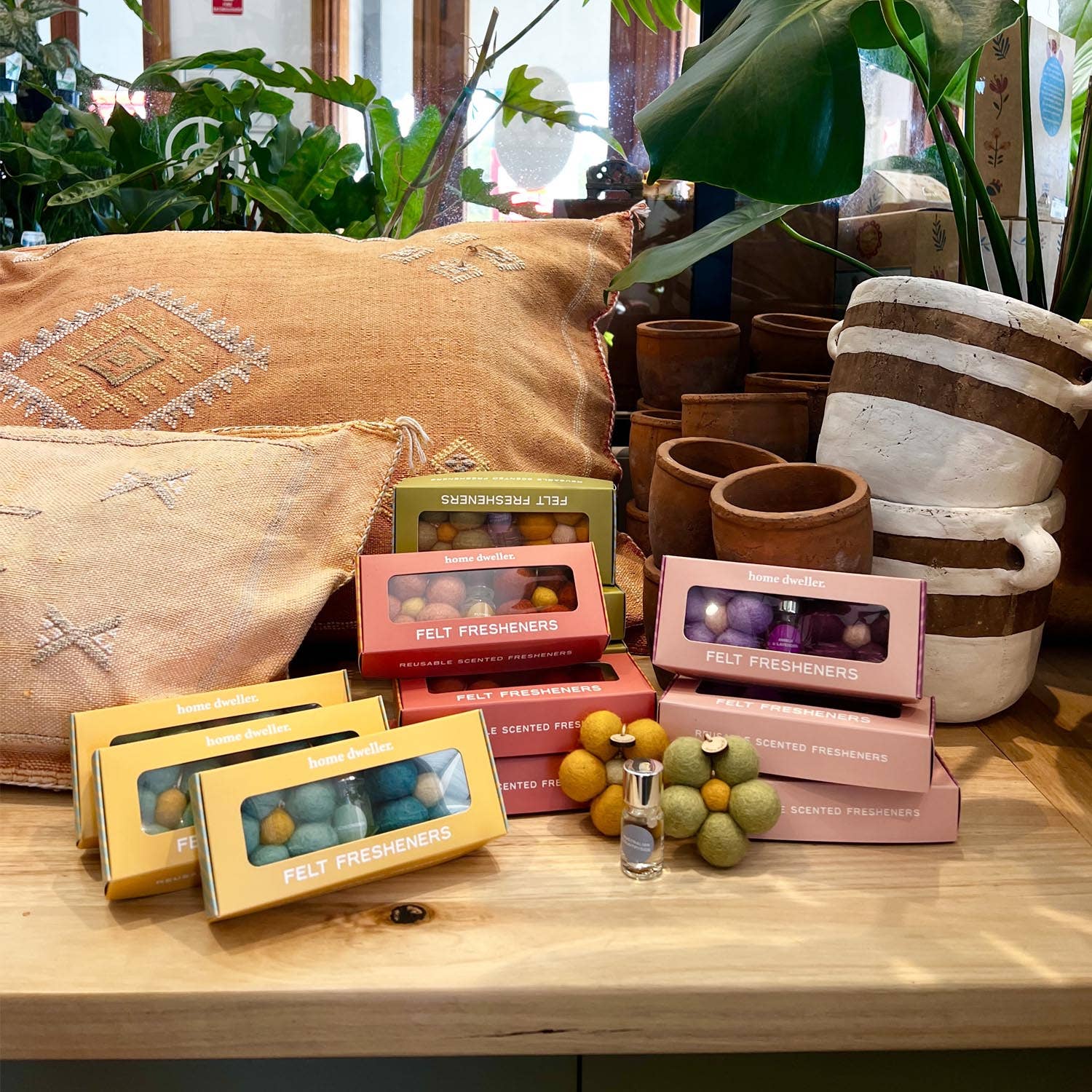 Home Dweller Lifestyle Felt Flower Fresheners - Australian Countryside