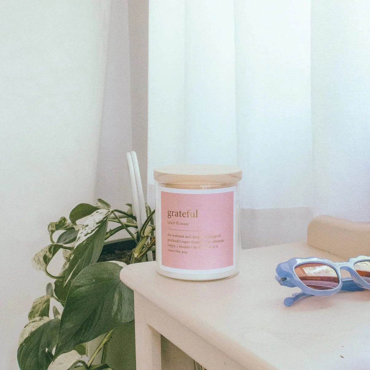 The Commonfolk Homeware The Commonfolk - GOLDIE Dictionary Candle - GRATEFUL - Byron Bay