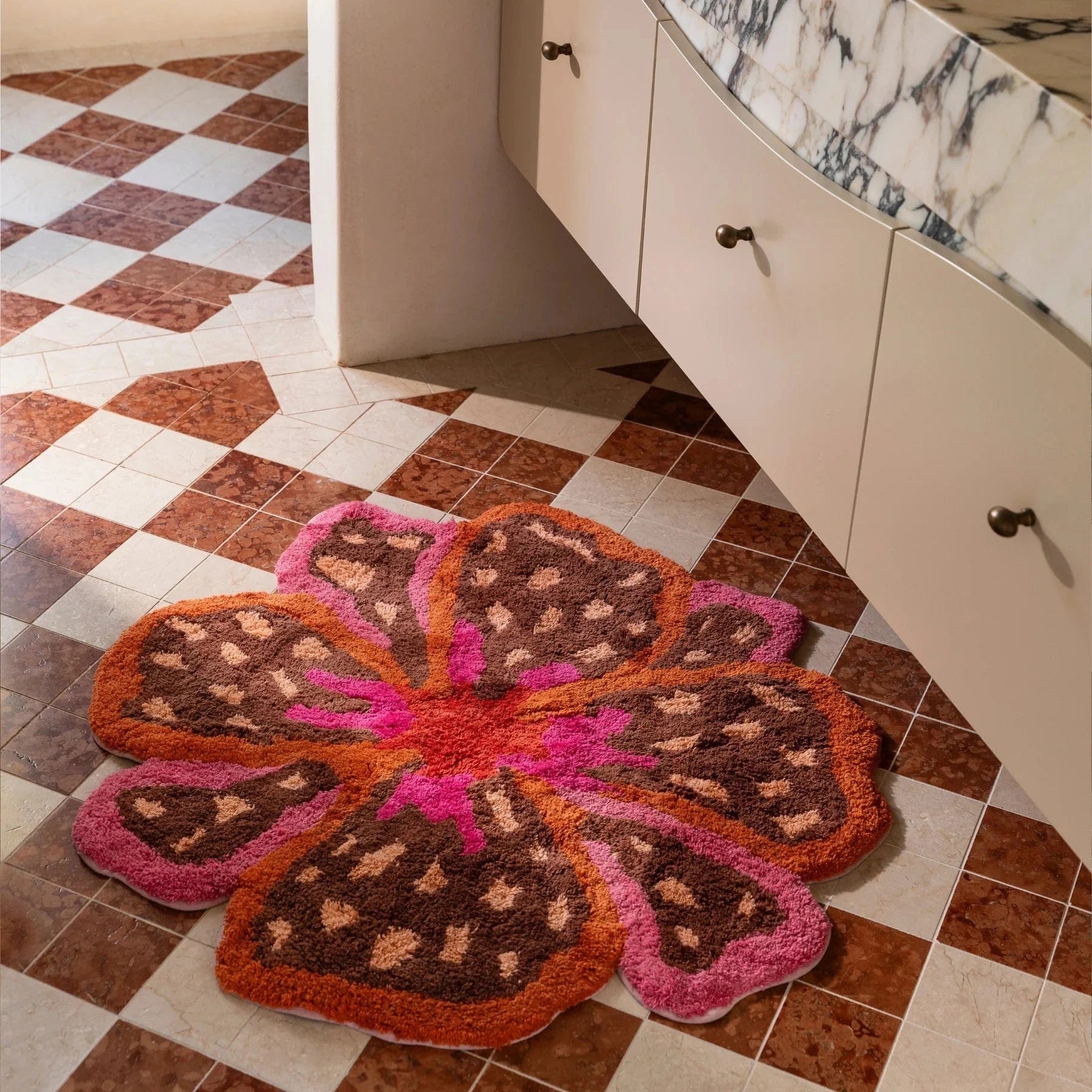 Bonnie & Neil Homewares Flower Pink Bath Mat