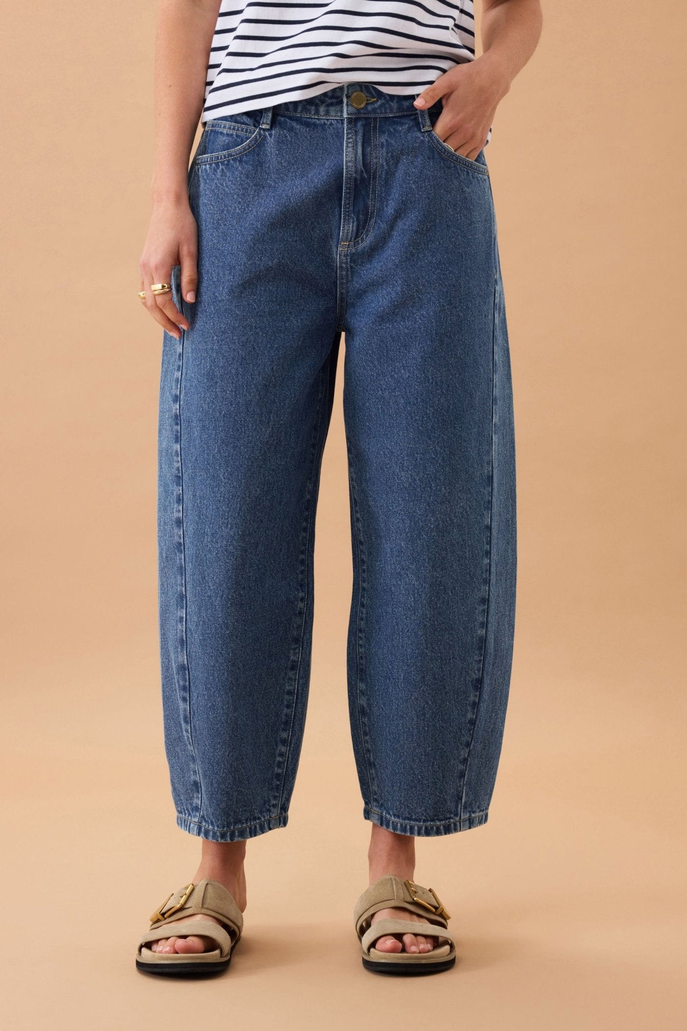 Buy Ceres Life - Maggie Tapered Barrel Jean - Fresh Indigo by Ceres Life - at Hamish + Grace