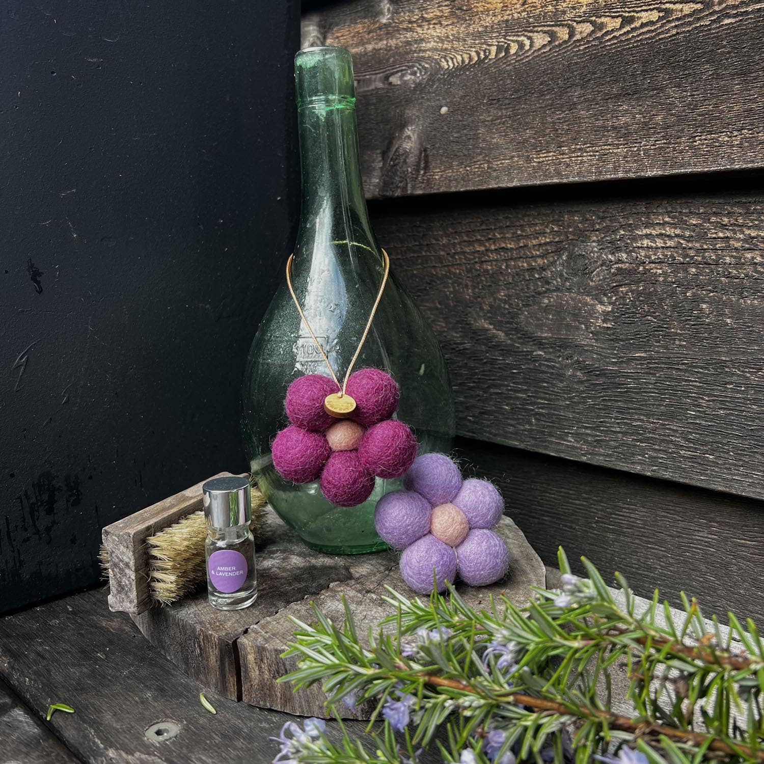 Home Dweller Homewares Felt Flower Fresheners - Amber & Lavender