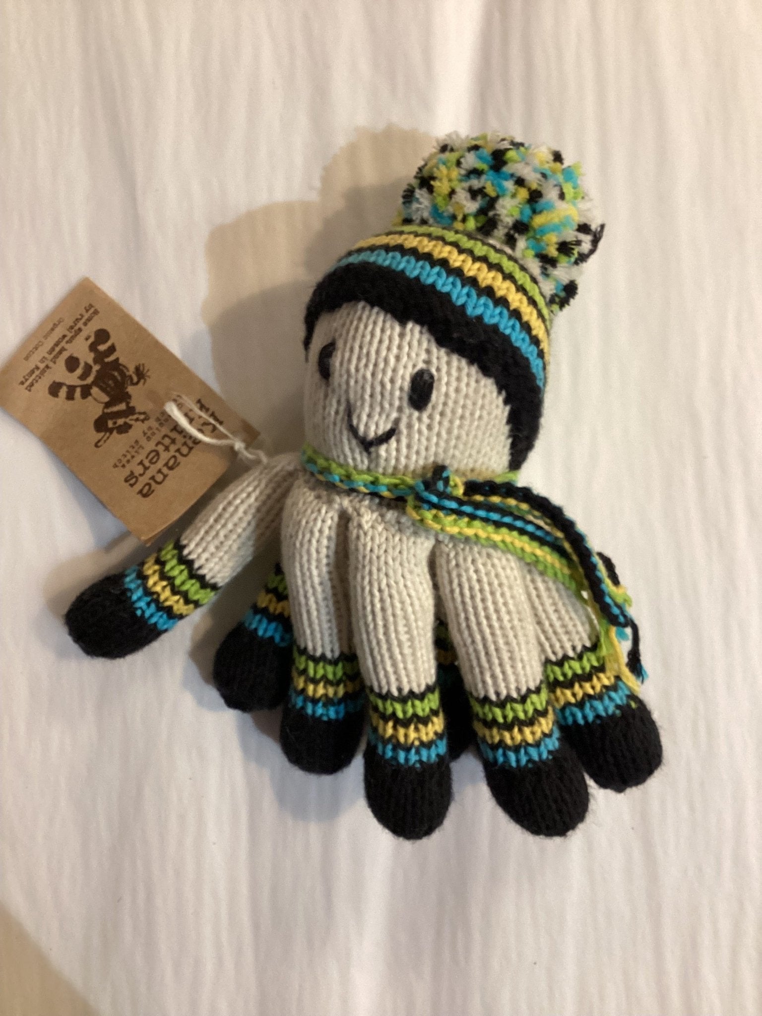 Buy Kenana Knitters - Octopus medium size by Kenana Knitters - at Hamish + Grace