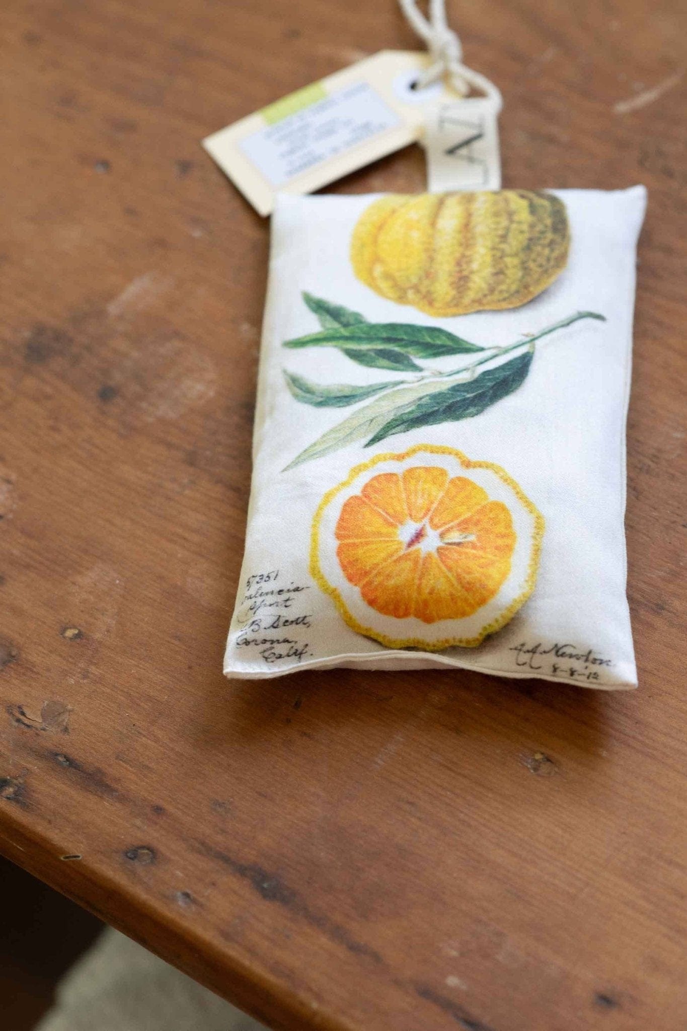 Lazybones Bath + Body Valencia - Orange & Clove Scented Sachet