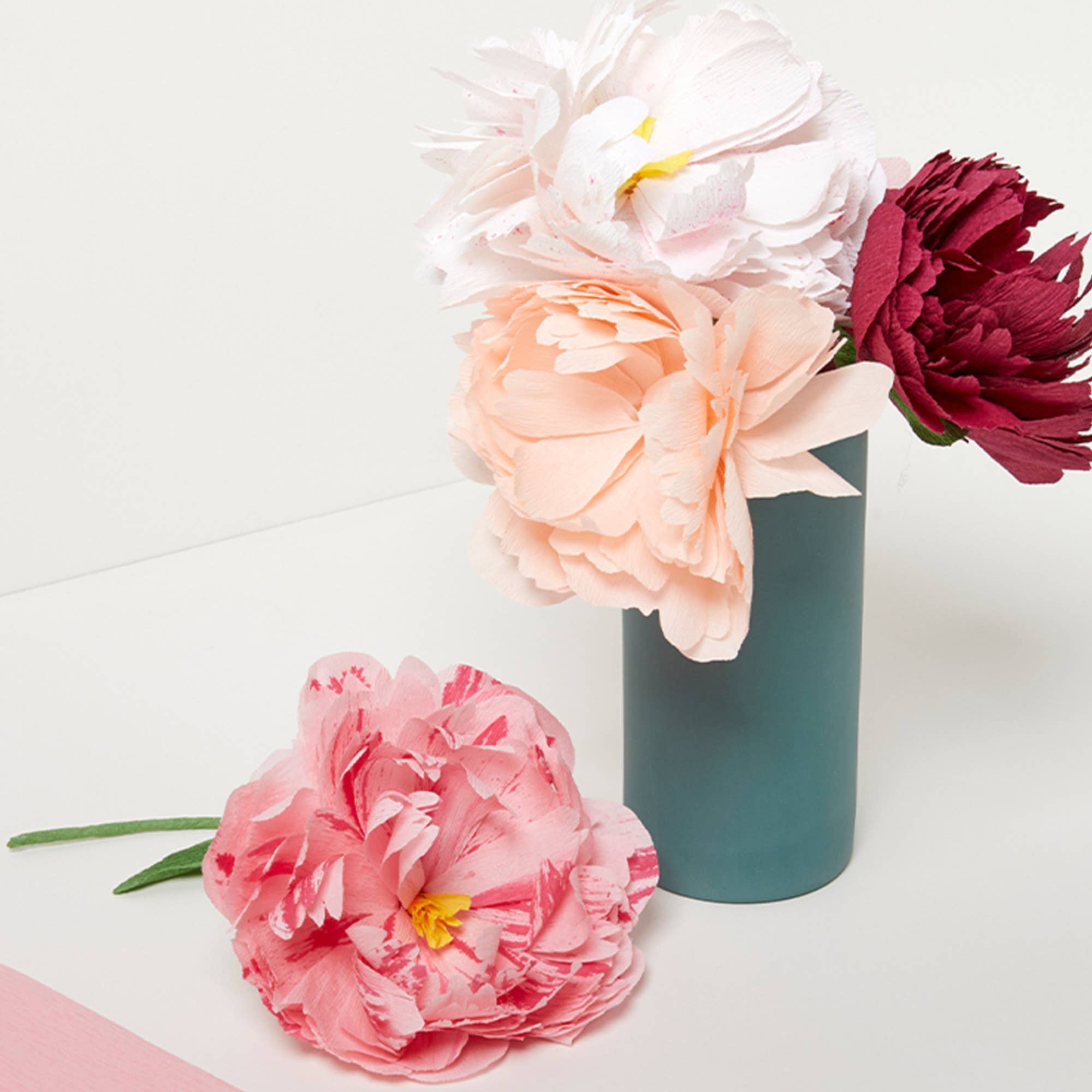 Buy Paper Flower Making Kit by Journey Of Something AU & EU - at Hamish + Grace