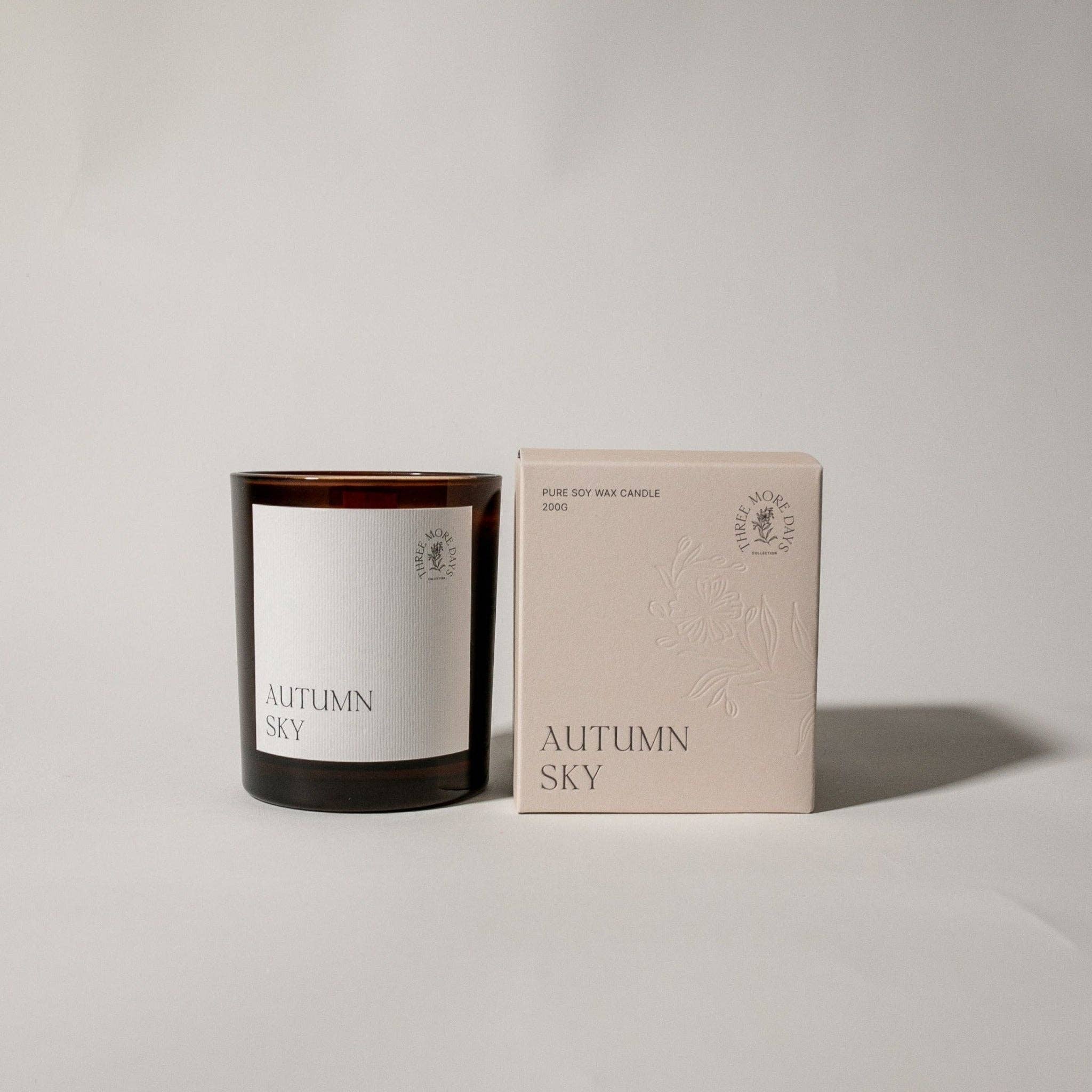 Three More Days Collection Homeware AUTUMN SKY: GARDENIA / BLACK CURRANT / YLANG-YLANG / PATCHOULI / TRUFFLE / WHITE MUSK AMBER CANDLE 200G